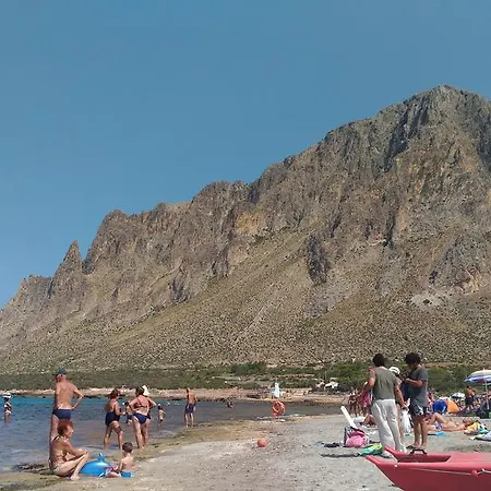 Lägenhet Baia Cofano